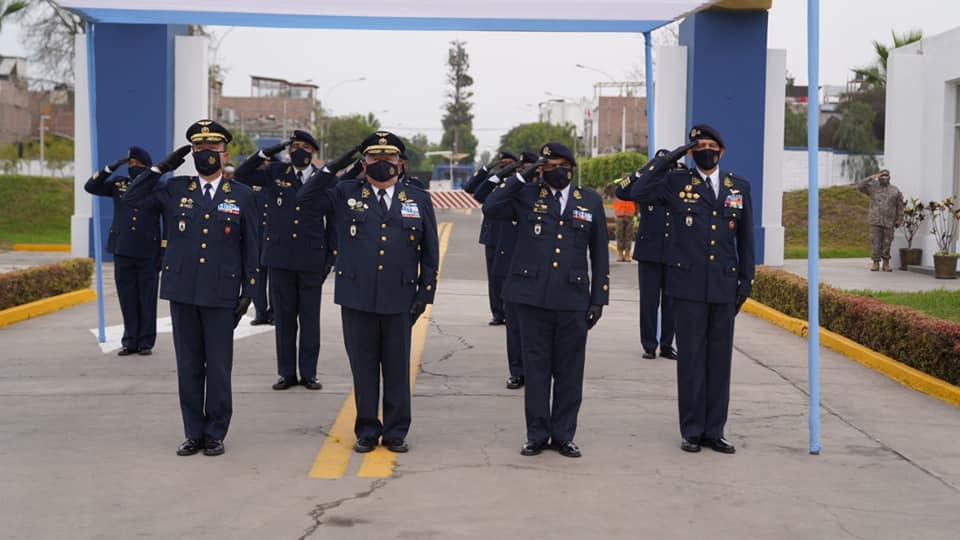 FUERZA AÉREA DE PERÚ - Página 35 EeSi9RkXsAERana