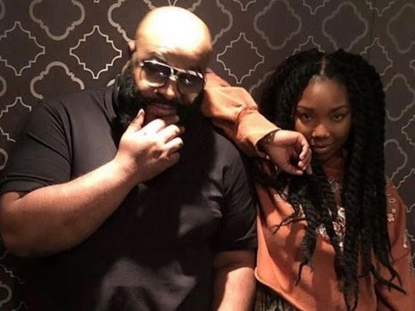 BrandyLegion's tweet photo. We want to take this moment to thank our beloved Lashawn 'Big Shiz' Daniels. 🌹 

Big Shiz supported Brandy so much on #B7 and now he must be up there, proud of everything that's happening right now ❤︎ #RIPBIGSHIZ #MacNShiz https://t.co/7Kvc7nC1D3