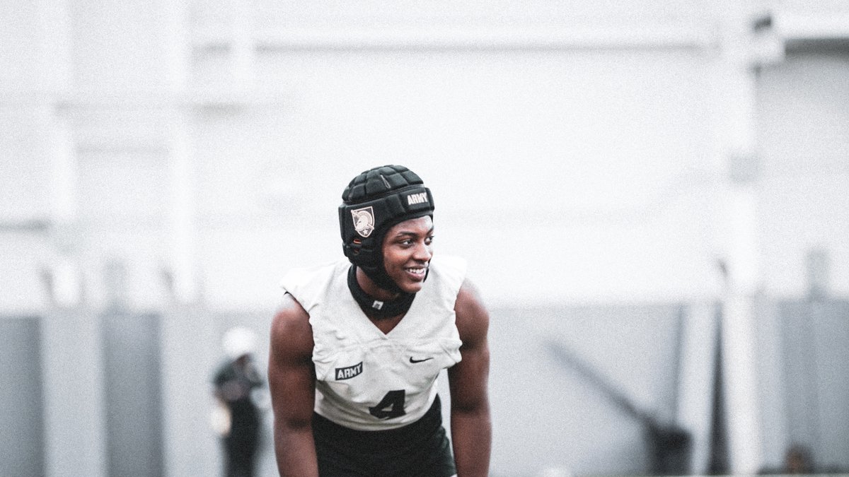 ArmyWP_Football's tweet photo. You can't cheat the grind.  

#GoArmy https://t.co/nQ7oYS3oSU