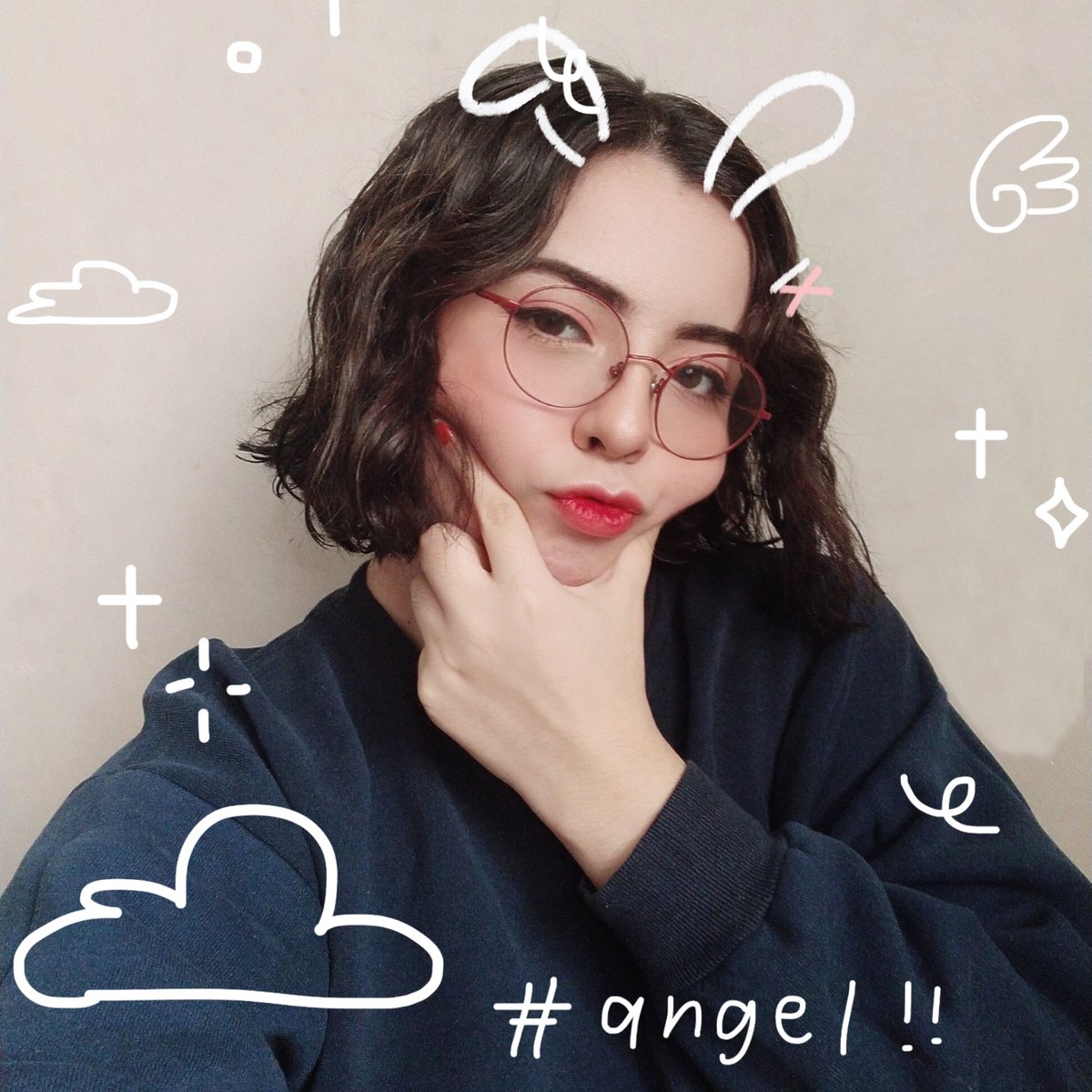 ktrlvz's tweet photo. 。*゚+ 𝙄𝙩'𝙨 𝙤𝙣𝙡𝙮 𝙮𝙤𝙪 𝙬𝙝𝙤 𝙘𝙖𝙣 𝙢𝙖𝙠𝙚 𝙢𝙚 𝙨𝙝𝙞𝙣𝙚.
#OnlyOneOfselcaday #oooselcaday #oosd #onlyoneof https://t.co/PIy4tgkzer