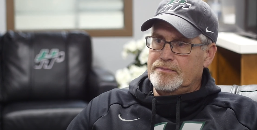 FDN_Sports's tweet photo. HU Baseball Coach Mike Frame sits down and shares the role HU has played in his spiritual journey! Click the link below!! #baseball #foresterbaseball #huntingtonbaseball #huntingtonuniversity #fdn #foresterdigitalnetwork
https://t.co/EU5pN03vTR https://t.co/IBo9AuPKWI