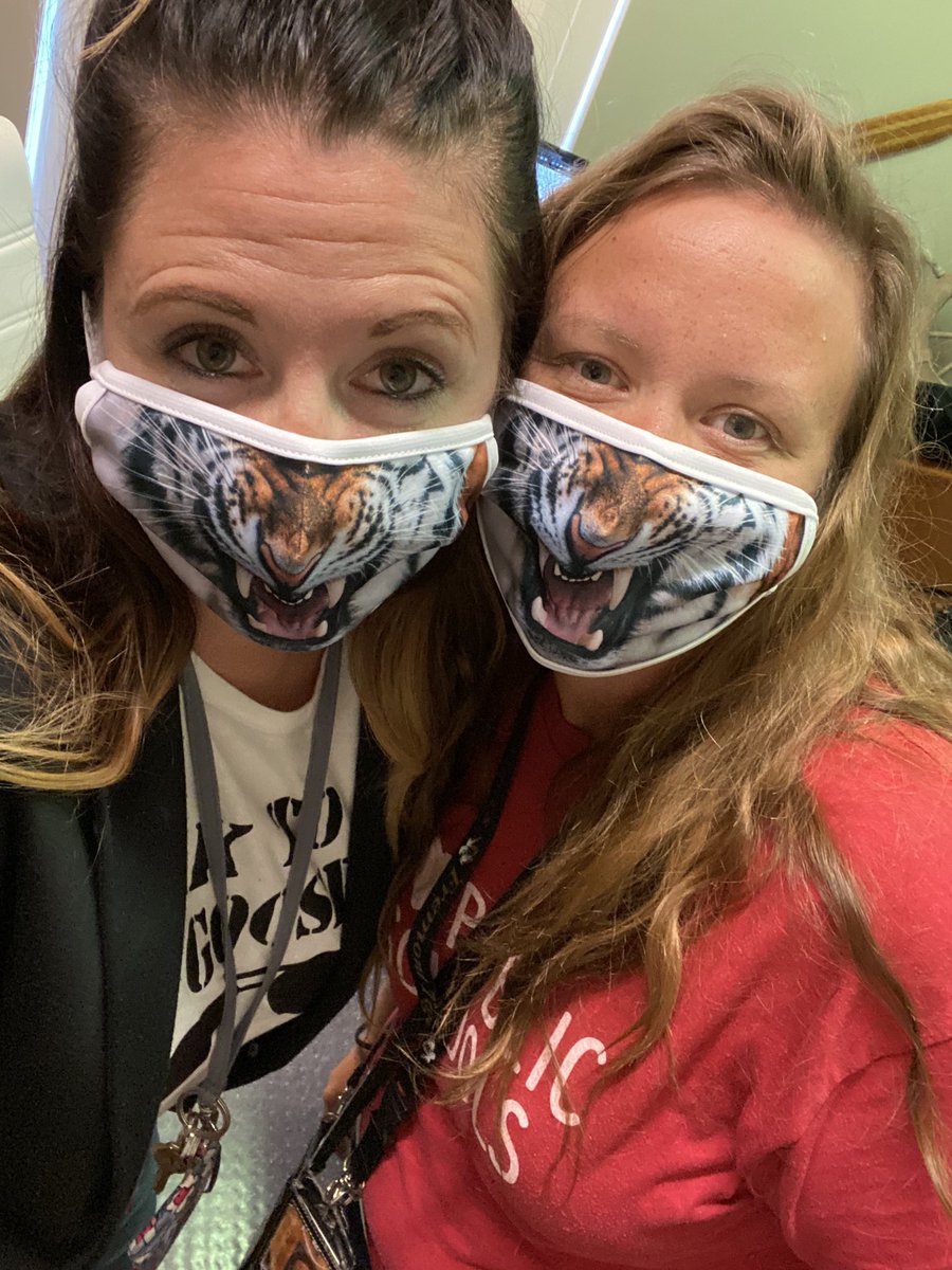 TigerDeans's tweet photo. Tiger masks for #tigerdeans 🐅 😷 We definitely look fierce now! #deansonduty https://t.co/0wbWO1f0Nu