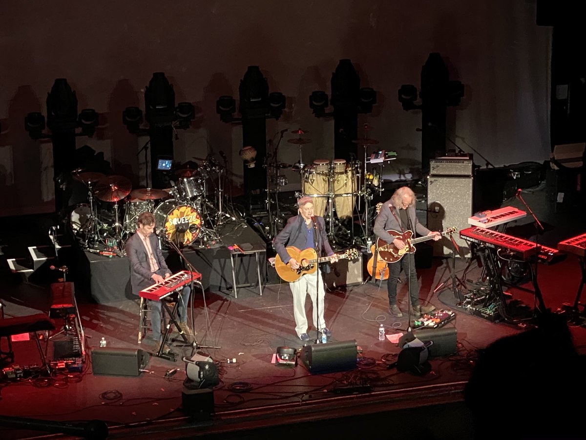 ClassicStacey's tweet photo. Last live show before COVID. ⁦@lookpark⁩ #grateful https://t.co/n8lie6q804
