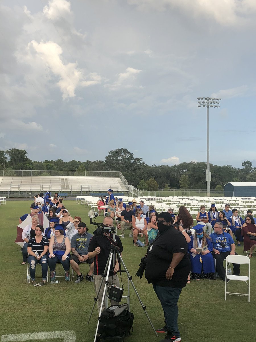 SharksDLipa's tweet photo. Congratulations to AHS Class of 2020 https://t.co/Ci8w5RPoG4