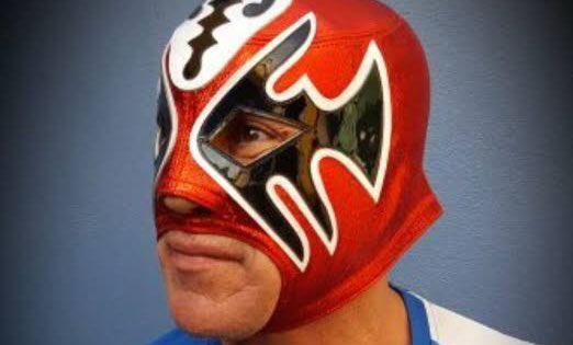 r1ngone's tweet photo. 2006 - Atlantis, el 'Ídolo de los Niños' y uno de los grandes luchadores de la historia, deja el bando Técnico, tras 22 años, para volverse Rudo, cambia su máscara y logra un nuevo mote como el 'Ídolo de los Niños Rudos' @Atlantis_CMLL #AtlantisMaldad #LosÍdolosDelRing https://t.co/CuXFx002Ui