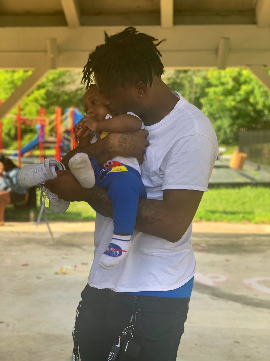 richrockyy's tweet photo. Who I do it for 🤞🏾 happy first birthday son 💙🌎 https://t.co/HFJwhRrgBK