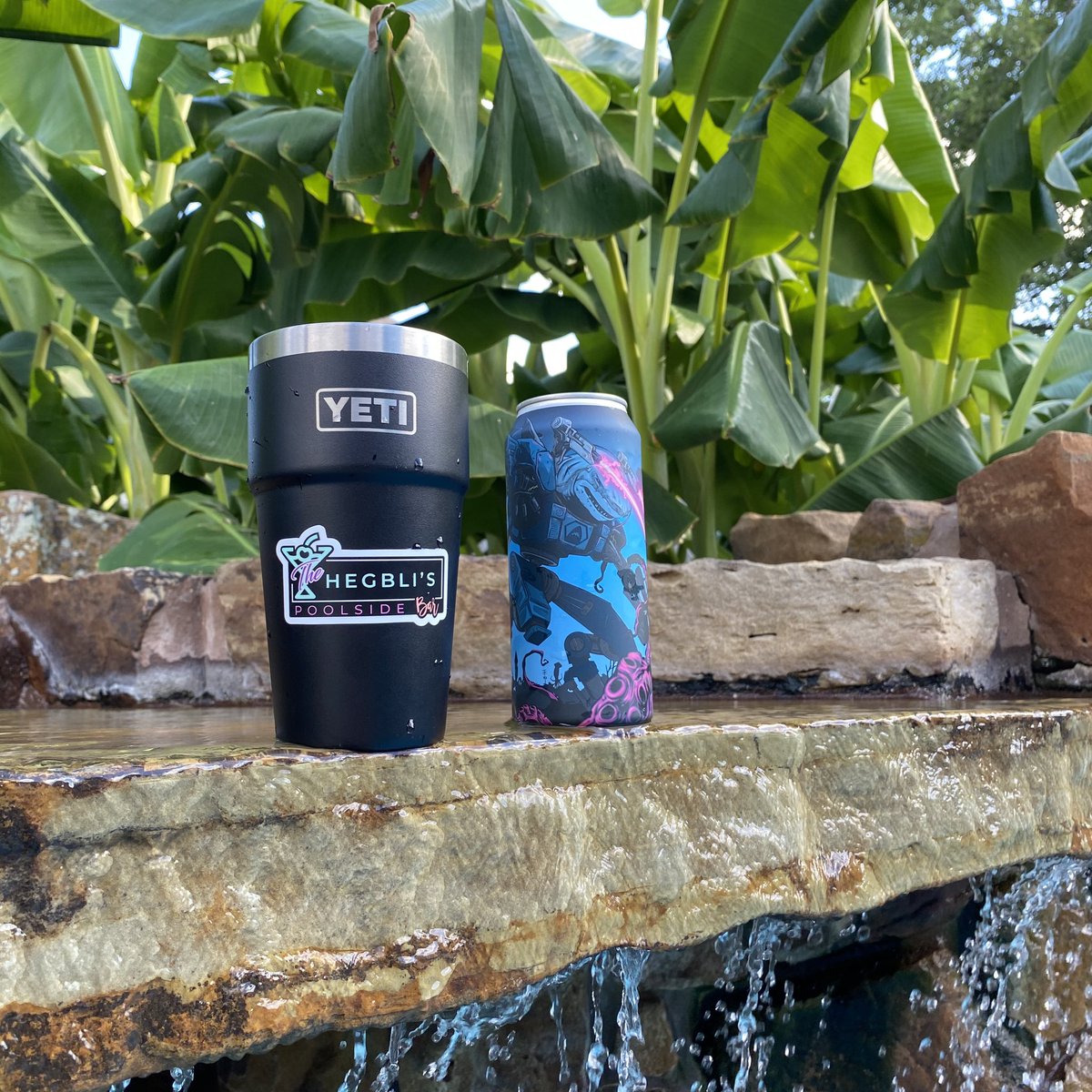 cheers4apple's tweet photo. Allow myself to introduce... ...myself, @martinhousebrewing did it again with “SHARKS WITH FRICKIN LASER BEAMS ATTACHED TO THEIR HEADS” and @yeti came through keeping it cold. #whileitlasted https://t.co/tn5rvxHx2Q