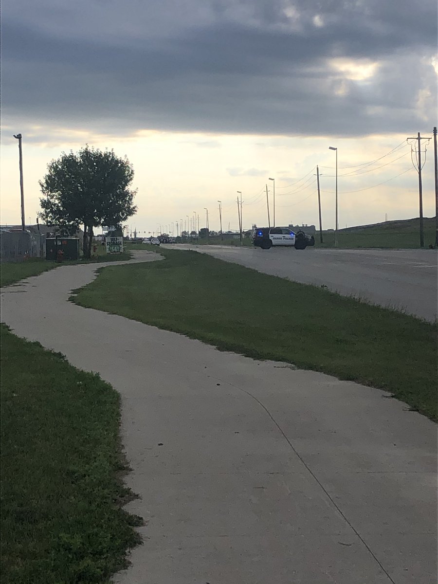 FargoRazzi's tweet photo. 7th Ave North from the interstate to 45th Street is currently blocked off due to what looks like an accident. https://t.co/bMtOiWTYXY