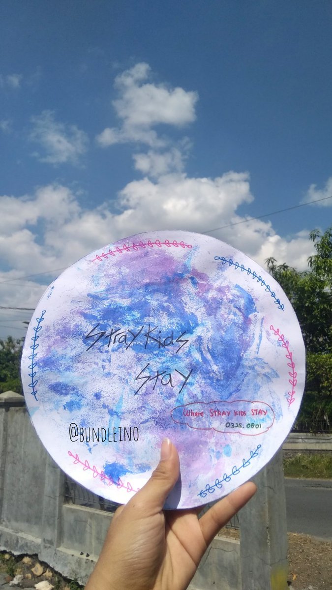 bundleino's tweet photo. โจ stray kids always with stay โจ
#straykidswithskz
#stay2ndanniv
#zawprojectgcstay
@Stray_Kids
#STAY2ndAnniversary
#STAY2getherWithSKZ
#์คํ
์ด์_์ด์ ๋_์คํธ๋ ์ดํค์ฆ https://t.co/W8FgP4kqle