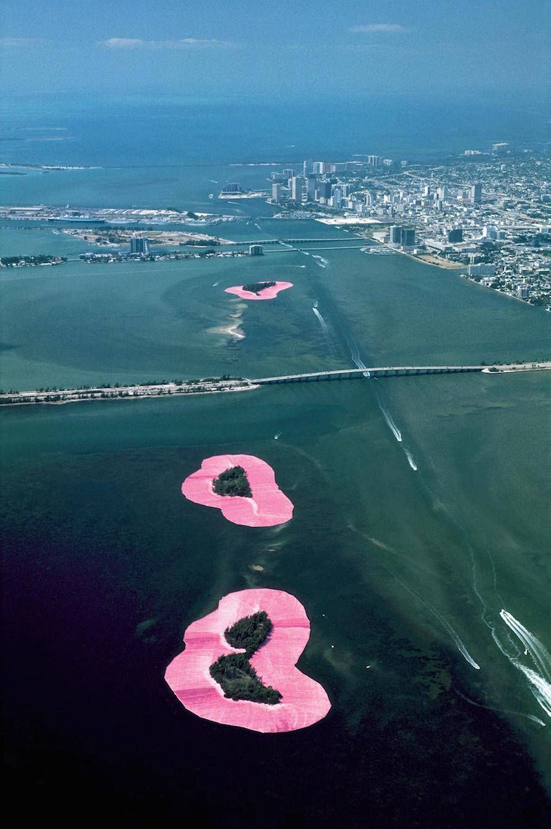 fubiz's tweet image. Sublime Pink Islands Installation in Miami bit.ly/1REaH79