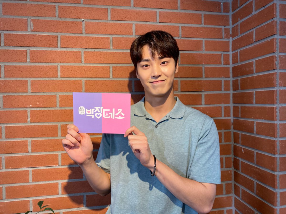 manofcreation0's tweet photo. 예고를 보고 이틀이 이주같았다..
#이태환 배우 보고싶어서😭
오늘밤 9시 같이 설레자구요💓

#leetaehwan #박장데소 #SBS #예능출격 
 #맨오브크리에이션 #moc #manofcreation https://t.co/DLHn3Tcejr
