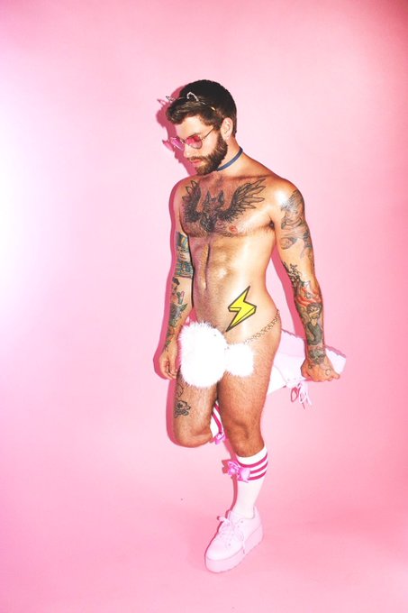 Flash back Friday: that warm fuzzy feeling ??? #tatted #gayinked #gayfur #pup #dayumn #marekrichard https://t