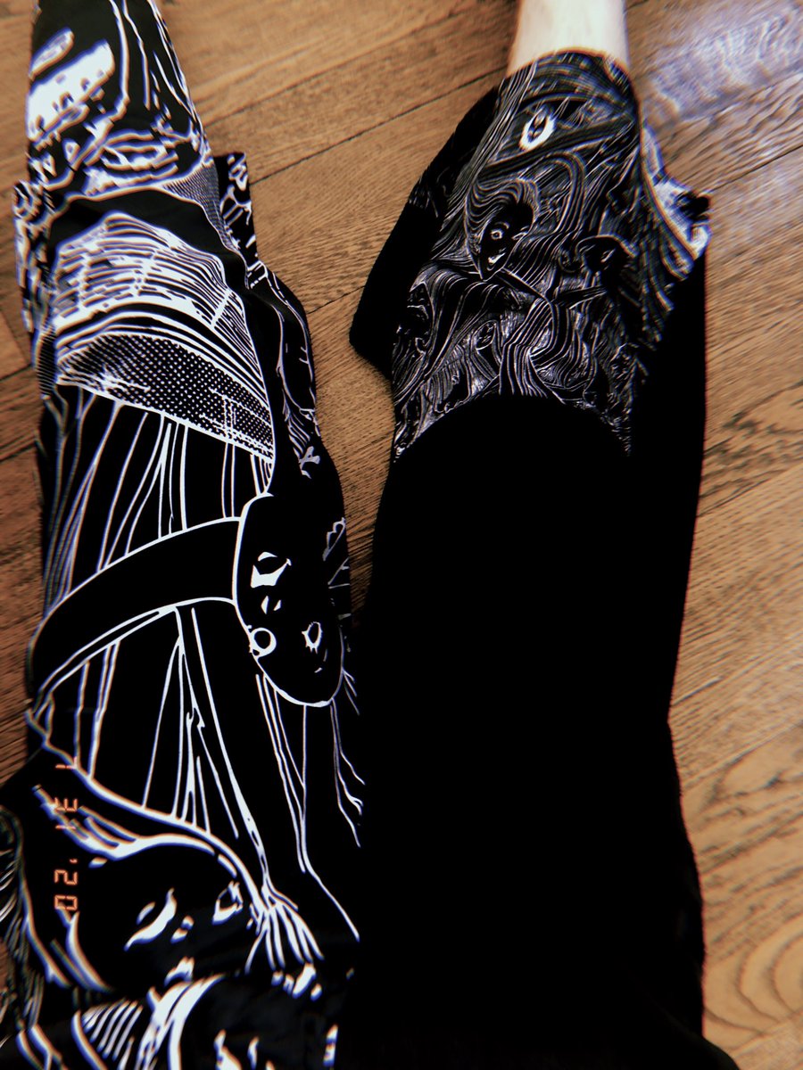 I've had a really great bday so far! @q_woru and I went to the park, they gave me some sick Junji Ito pants and I got a package from my friend K / @ curiocosm on insta ;v; 

Thanks for all the well wishes!! 