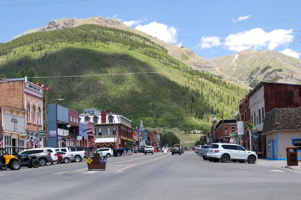 MereteB29's tweet photo. A step back in time.  

@ Silverton &amp; Ouray, Colorado on the Million Dollar Highway 

#colorado #silverton #ouray #historic  #mountains #travelphotoseries #explore #travelresponsibly #neverstopexploring  #travelinspiration #summer #roadtrip #adventure https://t.co/SSnHCuqa62