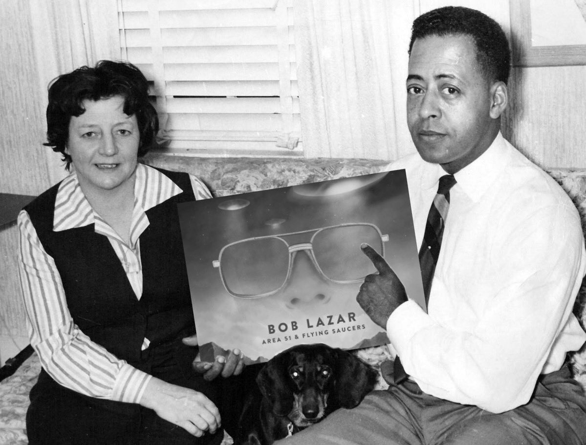 You want historic proof of time travel and Betty &amp; Barney Hill watching <a href="/Netflix/">Netflix</a>... well, here you go!

Courtesy of <a href="/GLURPtheAlien/">GLURP</a> 

<a href="/JoeRogan/">Joe Rogan</a> + <a href="/G_Knapp/">George Knapp</a> +
<a href="/Chieftog/">Chieftog</a> + <a href="/DaveSFoley/">Dave Foley</a> + <a href="/RobbieWilliams/">Robbie Williams</a> + <a href="/SethRogen/">Seth Rogen</a> 

This is great!!! 👊🏼👀🪐🏴‍☠️

#UFO
#BettyHill
#BarneyHill
#BobLazar