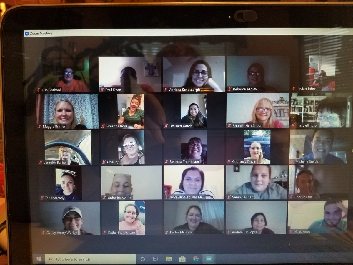 teachinspireluv's tweet photo. What a way to end my week! ♥️ Amazing @EastsideCISD
staff ready for kids!!  #togetherwecanachievegreatness #just4kids https://t.co/n344wA9Q21