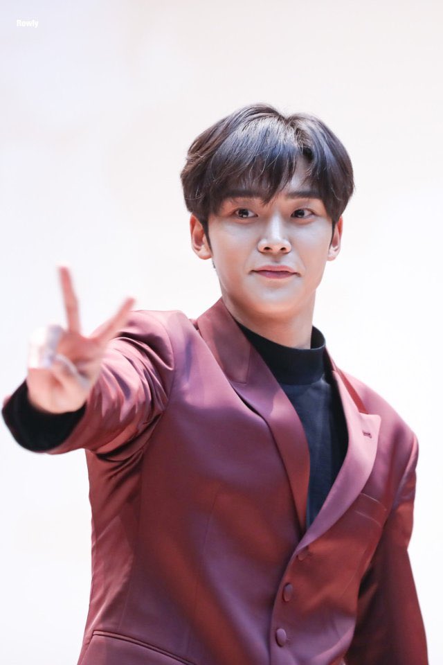 k_rowoon_k's tweet photo. 200112 SF9 Rowoon
at Fansigning Event in Myeongdong

📸© rowly

#ROWOON #SF9 https://t.co/dFiO6Ewyzv