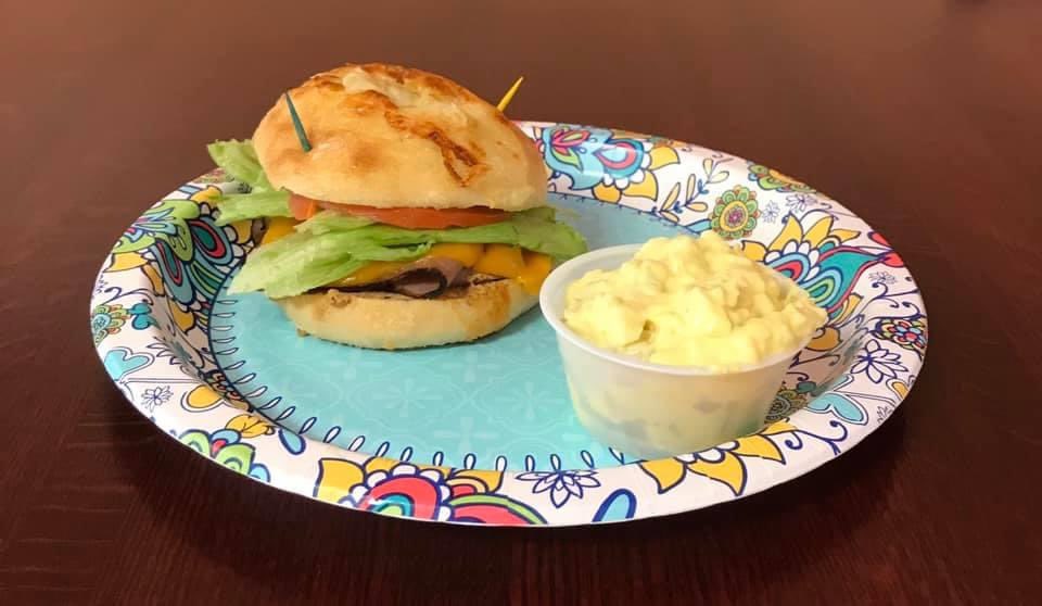 TheHowlandBean tweet media