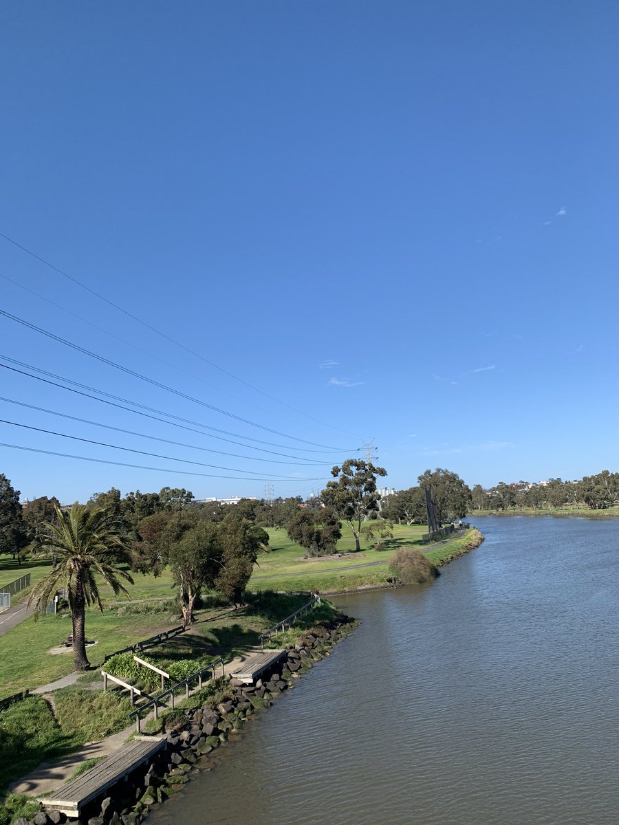 CTFarrelly's tweet photo. Beautiful Maribyrnong River #isowalks
#nofilter https://t.co/hDiVlkL2fZ