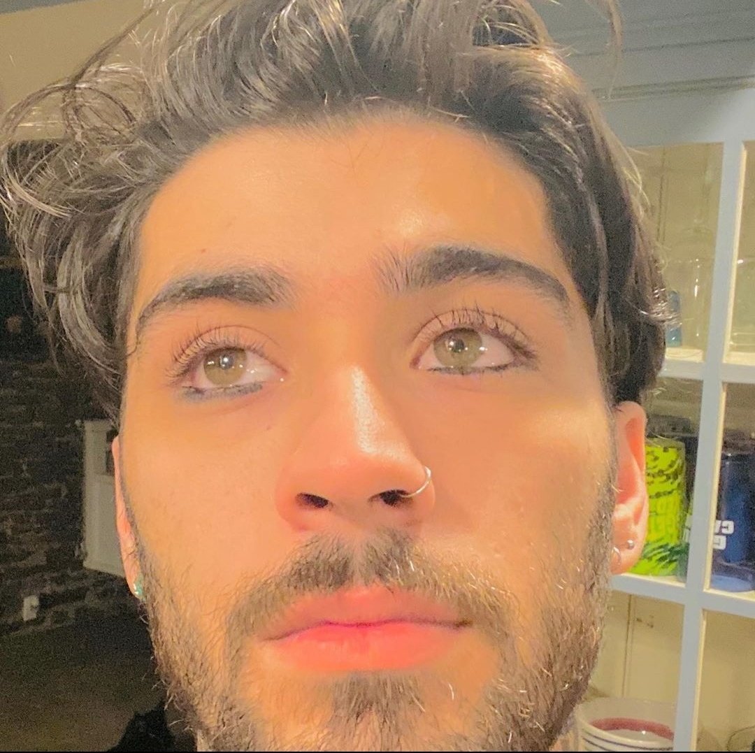zaynberryx's tweet photo. how are we zquad? ๐ #zlessed https://t.co/gkAW2KiD2o