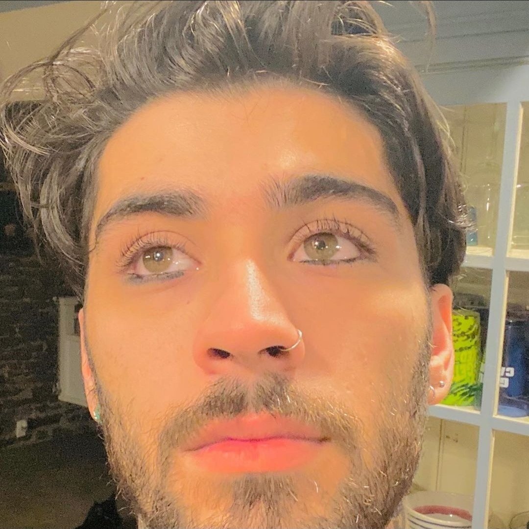 zaynberryx's tweet photo. how are we zquad? ๐ #zlessed https://t.co/gkAW2KiD2o