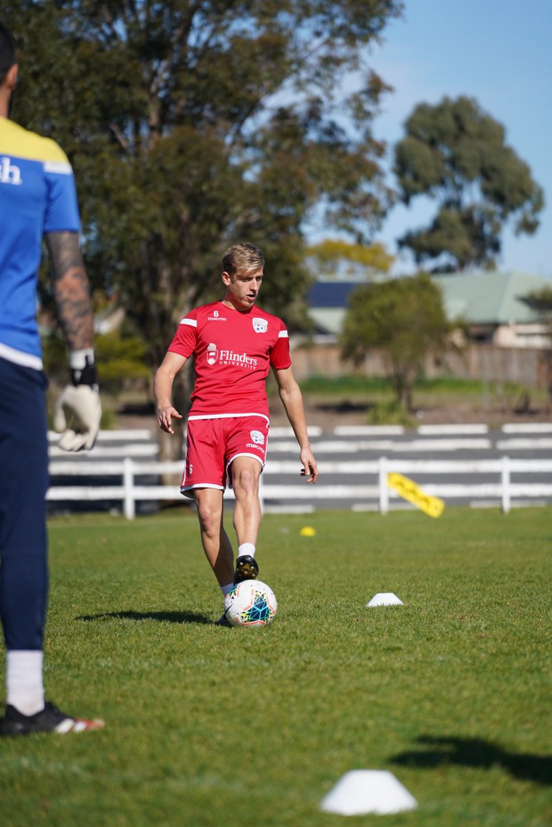 AdelaideUnited's tweet photo. Training day βοΈ #HubLyf https://t.co/noM7s7kMQo
