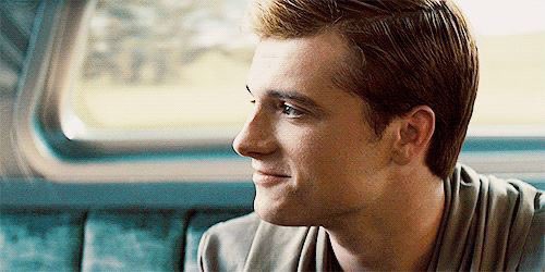 ObsessedHutcher's tweet photo. i love him https://t.co/yhfHKYr0wu