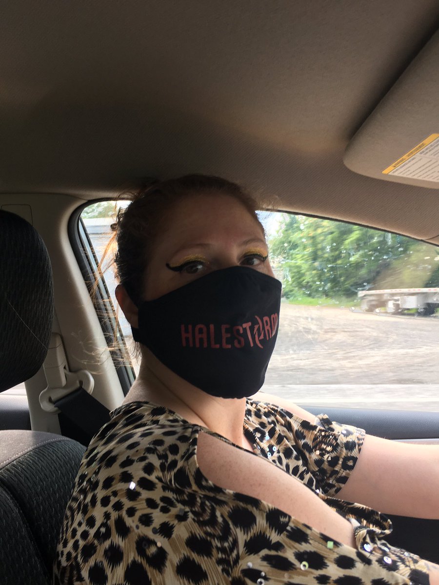 laneransom's tweet photo. @LZZYHALE FUCK YEAH https://t.co/JVMBGIP0kh