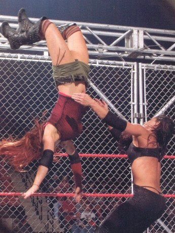 ✨ on Twitter: "Lita vs Jazz vs Trish Stratus - Women's Championship- WM 18  idc what anyone says this match was good. they did them dirty by giving  them only six minutes