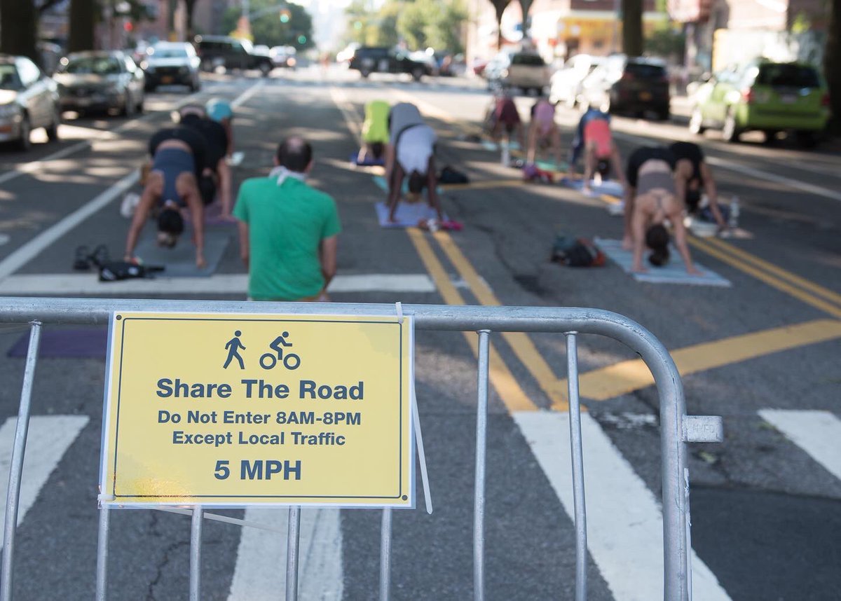 jcreinhardt's tweet image. Astoria was magical tonight. #31avopenstreet