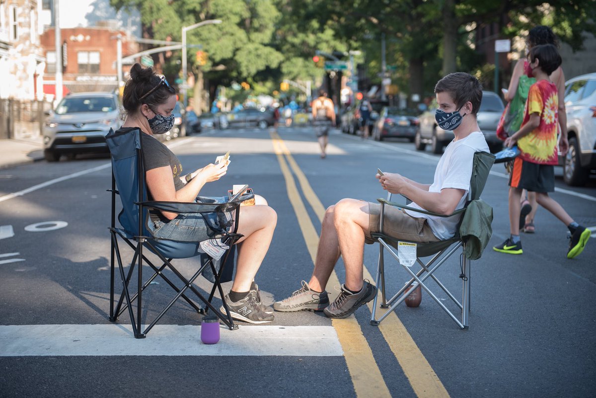 jcreinhardt's tweet image. Astoria was magical tonight. #31avopenstreet