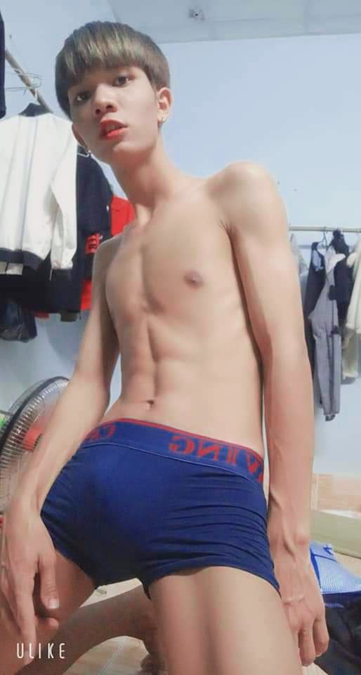 Gaytrai2's tweet photo. Anh phòng trọ kế bên https://t.co/M36pMoXo4J