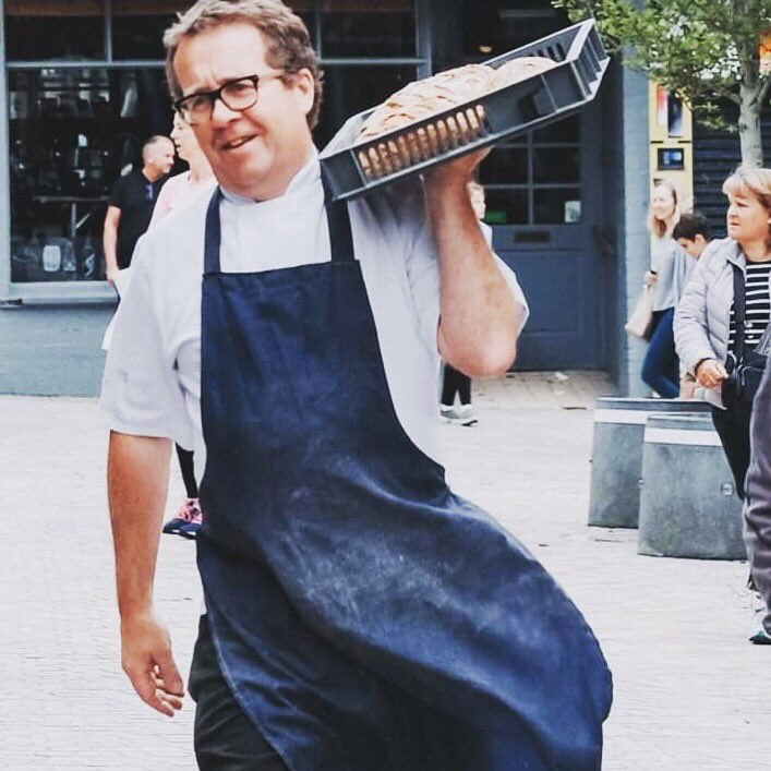 FishesBread's tweet photo. Hello Alty Market lovers... Sourdough lovers and lovers of all things foodie! We are open from 8.00am till 3.00pm... Doors open we are open! Join us and our #NMS buddies @WhitesFruitVeg @bloominaltymkt @BagsGreene @NewmarketDairy @LittleOrangeCo @rubens_mcr https://t.co/f72o3ozpyR