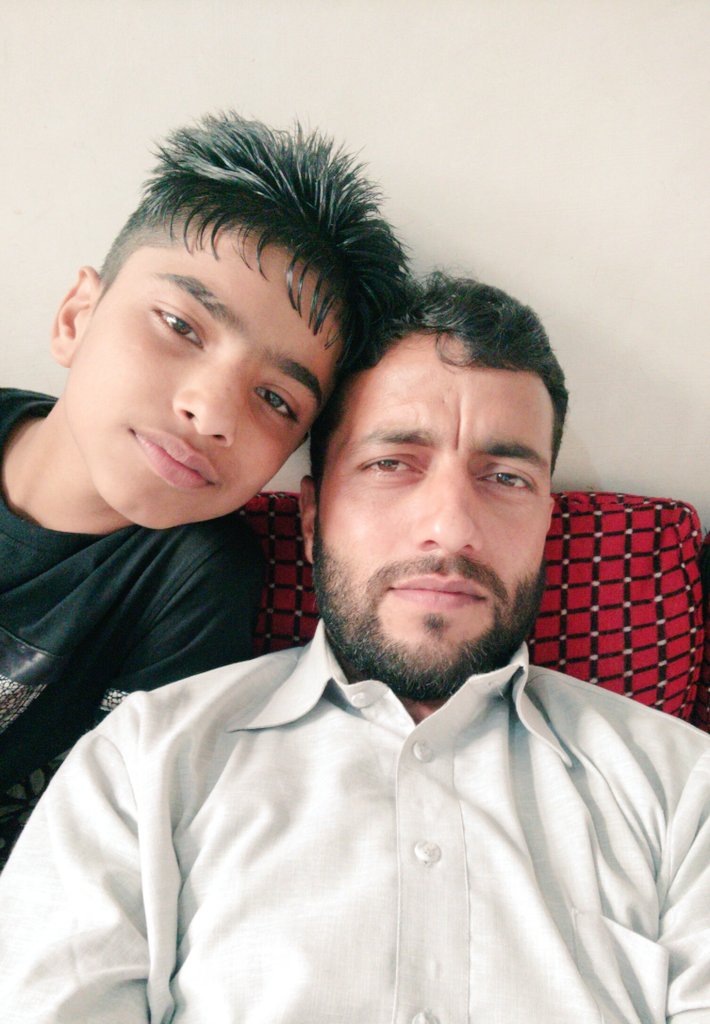 Eid Mubarak..!
May allah shower his blessings towards u and your family…!!
May Allah Honour u.!!! Forgives all our sins…!
May allah accept our dua’s aameen….!!
Eid Mubarak..!