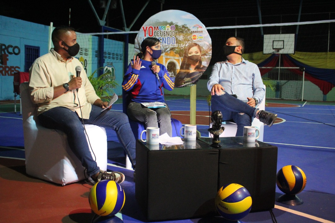 johanitakenpo's tweet photo. #31Jul | Nuestro 4to programa #YoDefiendoHaciendo lo desarrollamos en la recién rehabilitada cancha de usos múltiples del sector 19 de Abril, un espacio recuperado para la paz, la vida y el sano esparcimiento de nuestra juventud mariñense ¡Obras son amores! #SolidaridadYUnión https://t.co/P74jsbzaz1