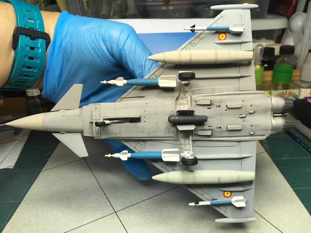 IPMSGUAYAQUIL's tweet photo. Eurofighter Typhoon EF-2000 Escala 1/72 #ejercitodelaire 🇪🇸 Italeri #avionesaescala #eurofighter #italerimodels
#avionesaescala #scaleaircraft #plastickit #maqueta #maquetismo #modelkit #modeloaescala #scalemodelsworld #modelaircraft #plasticmodelworld #ipmsgye #hobbyworld https://t.co/o0wHQExiKr