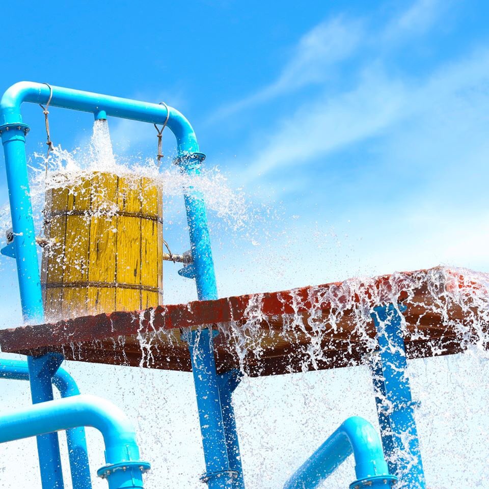 TwinlakesPark's tweet image. 💦Waterpark is now OPEN 😃👍
ℹ️Please read the FAQs on the website regarding the Waterpark before you pre-book! 👍😎
#waterpark #splashplay #greatdayout #daysoutnearme #familyfun  @snowkaz84 @mummy2twinds @JournoBecky @MeltonBid @VisitLeicester @VisitBritainBiz @VisitNotts