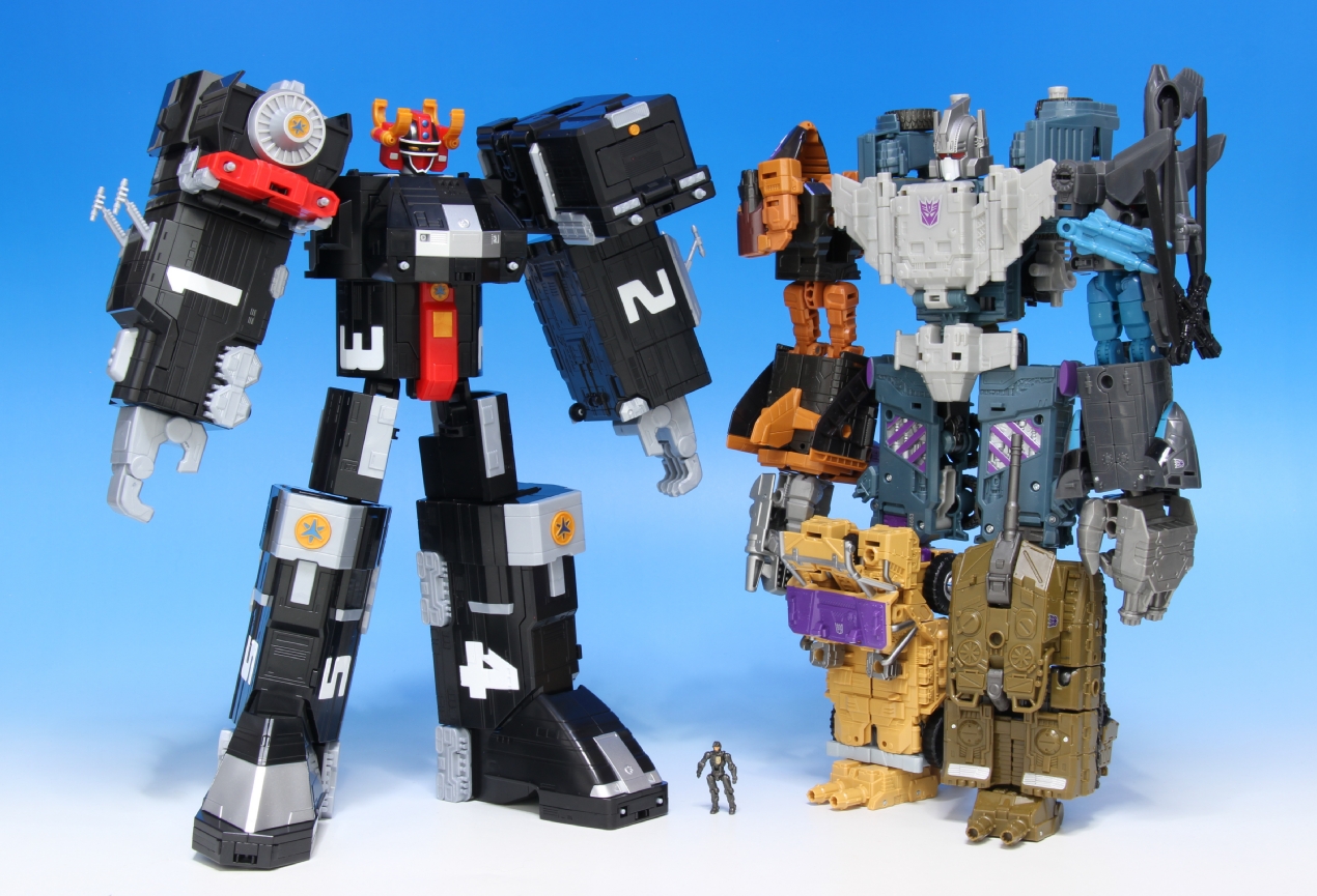 げきろぼ K70ki8 私の時代のミニ四駆はダッシュ四駆郎というアニメで子供たちが棒きれを持ってミニ四駆をシバくアニメでしたね 何で子供の足でミニ四駆に追いつくのか良く分からないのですが 歴史は繰り返されるのですね T Co Mykkozu87i