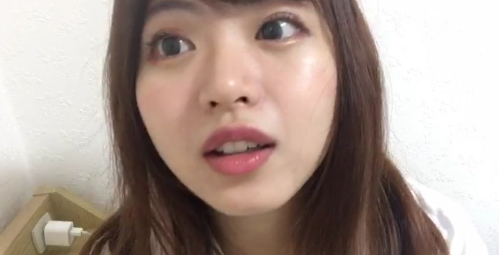 Helmwige_104's tweet photo. Macharin Showroom screenshots!
Macharin talked quite a bit about her experiences in Taiwan, including about YouBike, and the buses and trains. A lot of it is relatable, since my family is also originally from central Taiwan 😆
#AKB48 #まちゃりん #馬嘉伶 #Macharin #MaChiaLing https://t.co/Y2dFsa29Fw