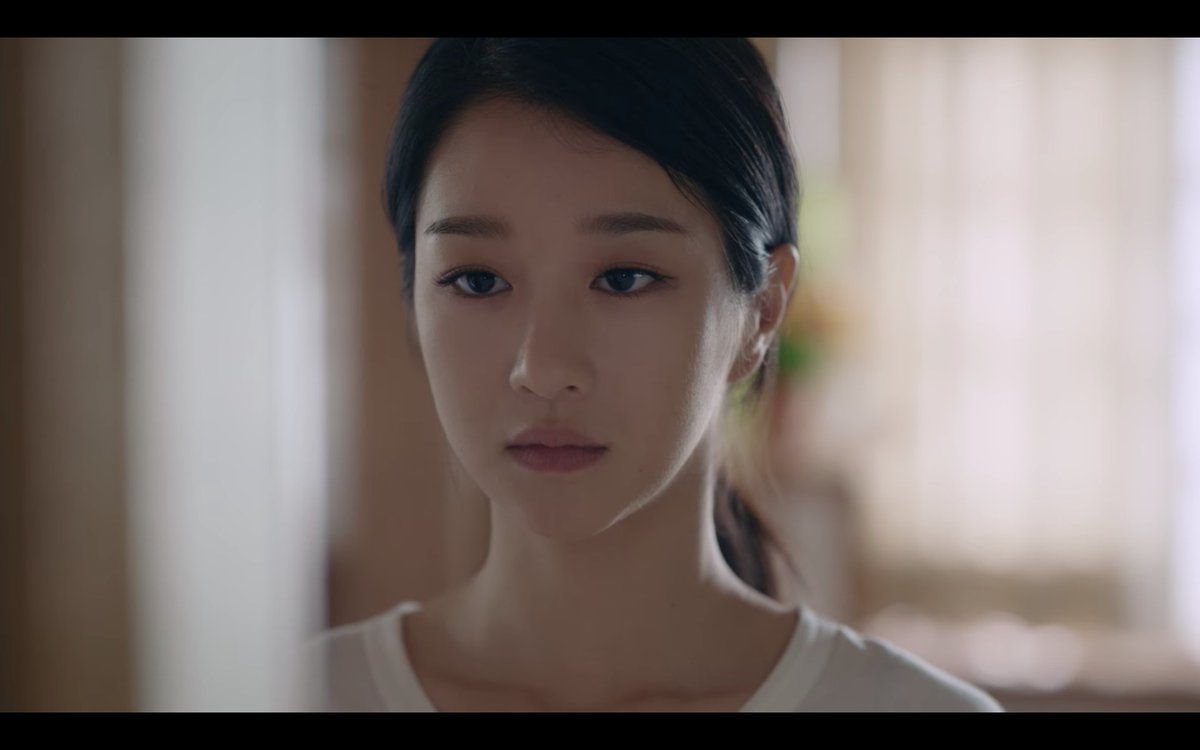 MY may not be able to empathize the way others can, but her effort to read the facial expression, body language, and tone speaks volume about character development.She has that look, and it's so amazing how  #seoyeji can stay consistent throughout the show. #itsokaytonotbeokay