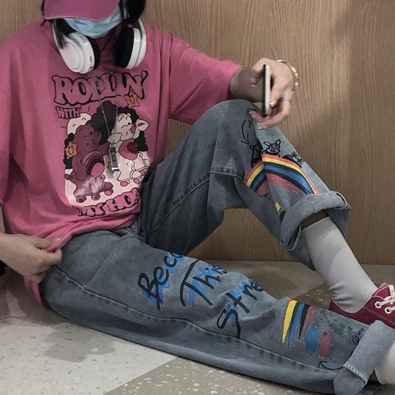EvythingShop's tweet photo. ♡กางเกงยีนส์เพ้นน่ารักๆ♡

🌻PRICE: 290฿

    Size: s m l xl 

    Color: ตามภาพ https://t.co/kuL2KA1TcF