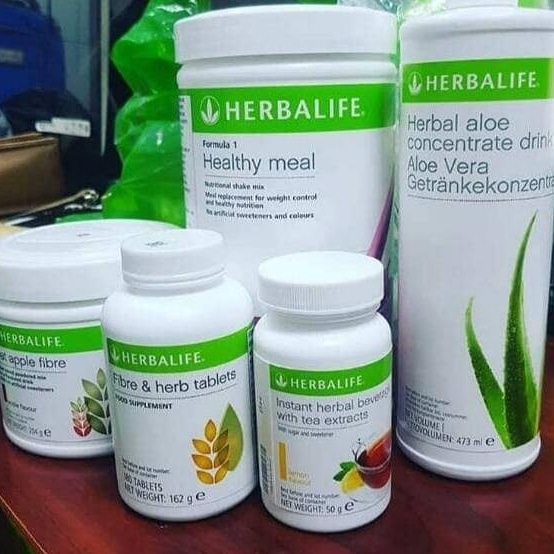 CoachCollins6's tweet photo. Start your new month with new results, good nutrition, new lifestyle ,healthy body for a complete new you 
#herbalifenutrition 
#Coachcollins
#Newmonth https://t.co/AKTEEm134F