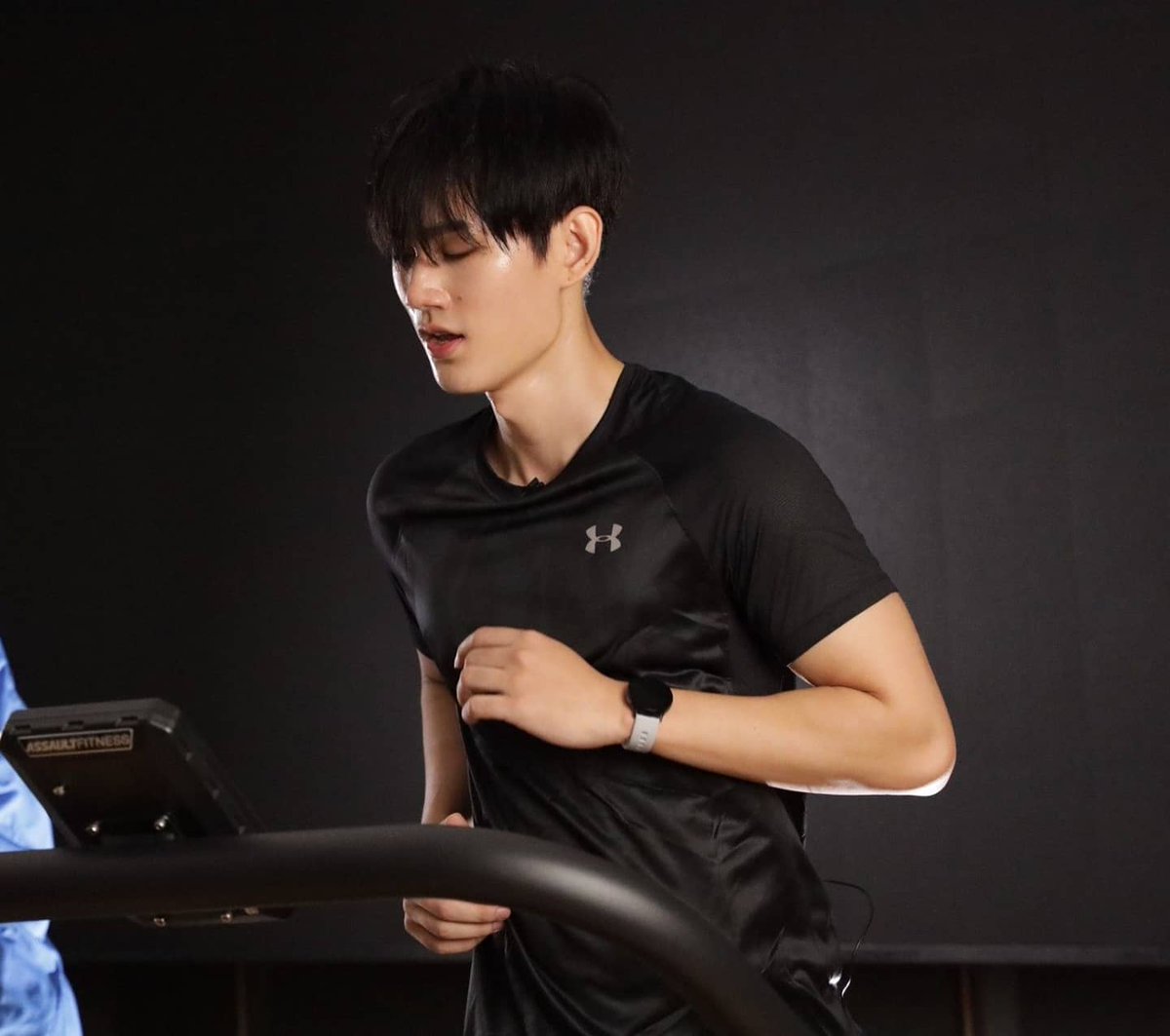 pavelphoom's tweet photo. Exclusive! ชมงานเปิดตัวรองเท้าวิ่งรุ่นใหม่ล่าสุด UA HOVR Phantom 2 รองเท้าวิ่งที่เหมาะกับการวิ่งหลากหลายรูปแบบ แถมยังมาพร้อมดีไซน์โดดเด่น ครั้งนี้ Under Armour 
—-

#UAHOVR Phantom 2 https://t.co/7qzqLEWpeD