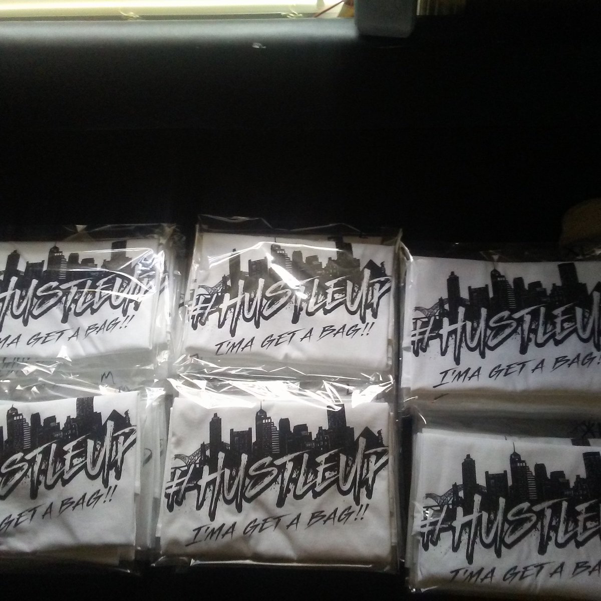 danewfacenrap's tweet photo. #HustleUp T-shirts on deck....
Adult sizes S-XL
$20 local 
$25 if it needs to be shipped
Cash App:  $TicHustle https://t.co/wHxy1Hv6ez