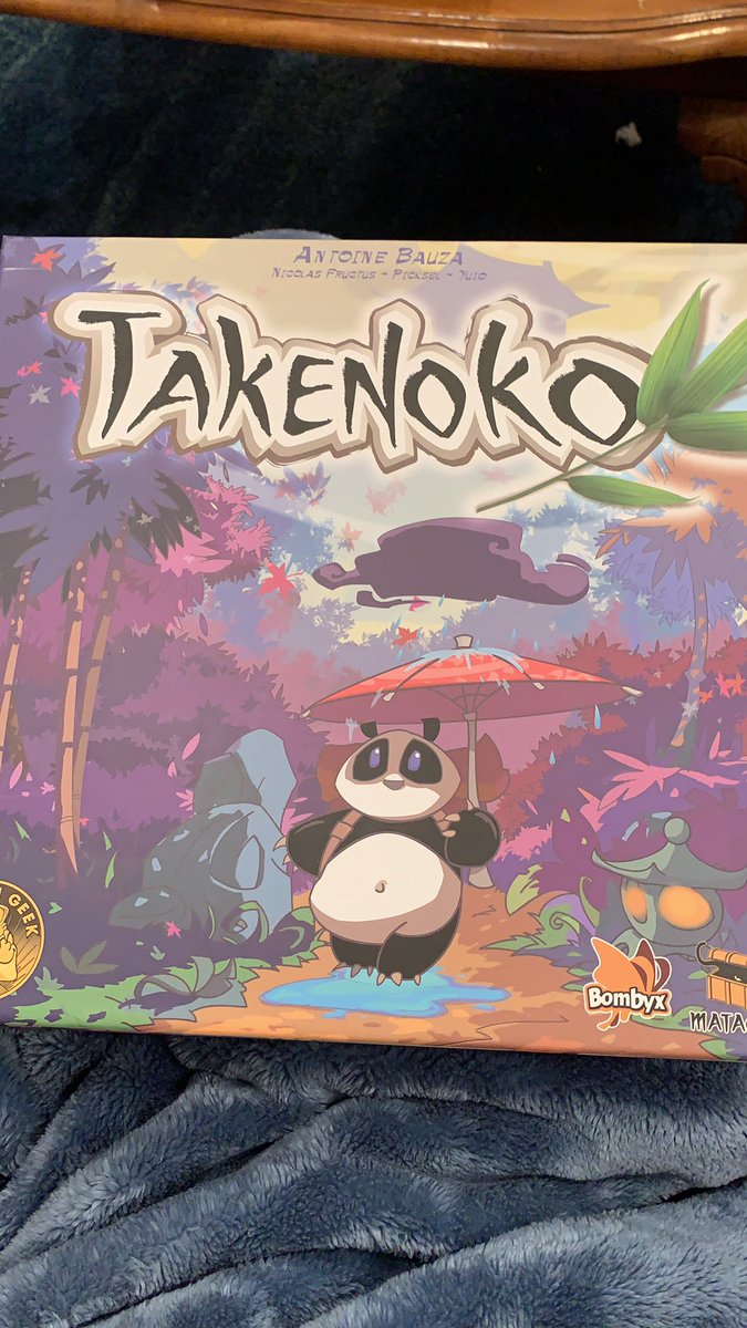 TAKENOKO: I would die for this panda. 4/5