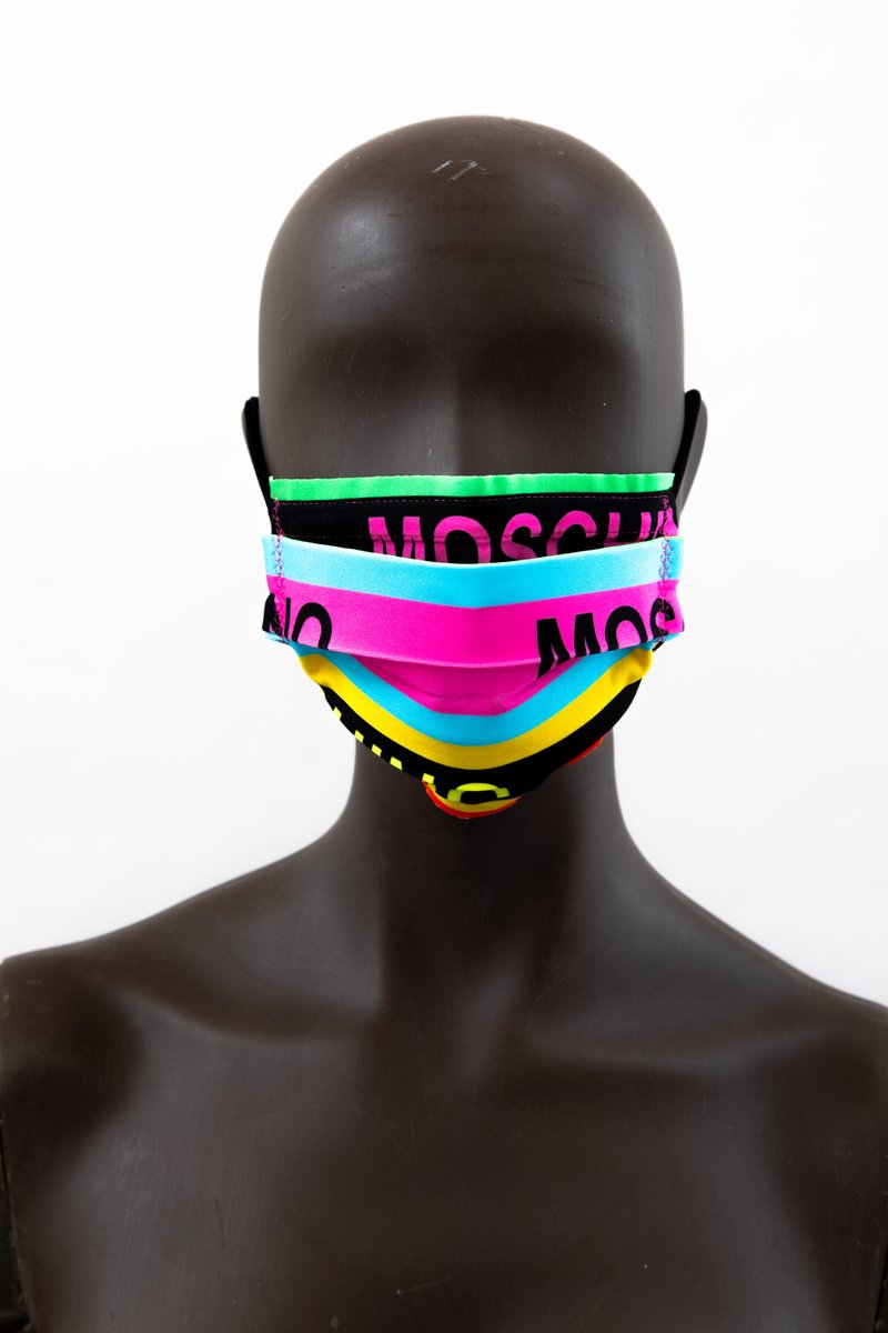 idilvice's tweet photo. Want EXTRA? You Got EXTRA: https://t.co/t0Q3F9MHdm
#facemask #fashionmoment #fashion2020 #idilvice @ElasticWonder #fashionablefacemasks #maskupinstyle https://t.co/7AkT1bTxaK