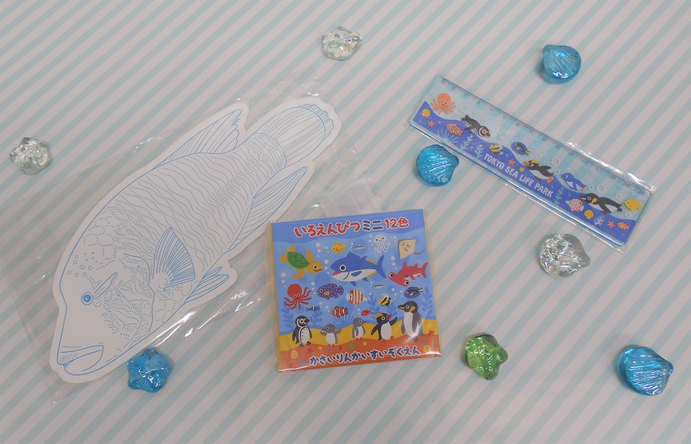 かさりんSPギフトセット 色えんぴつ」 ¥660 メガネモチノウオのポスト