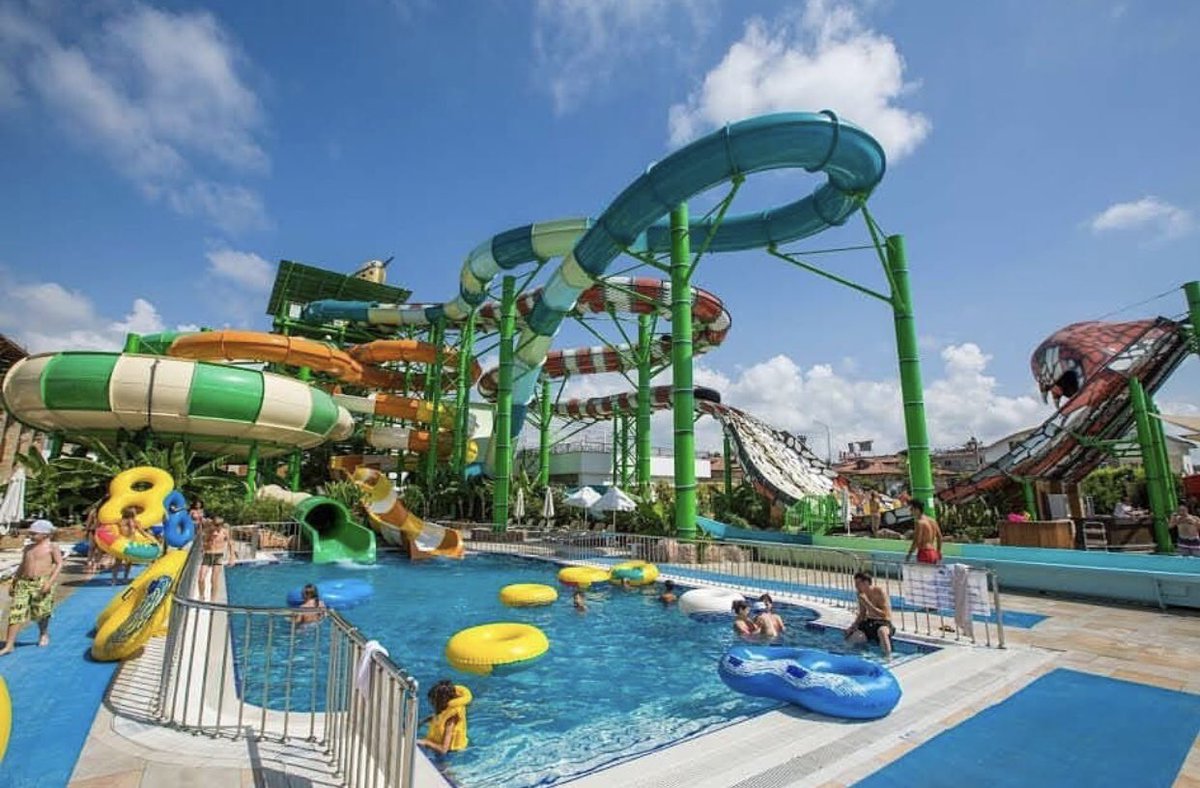 Crystal_Hotels's tweet photo. Hello August! 🎢💦
#CrystalWaterworld #KHG
💻 https://t.co/FHt42locBO
☎️ +90 444 0 558
✅ WhatsApp: +90 544 420 13 77
#Turkey #Antalya #Belek #travel #vacation #familyresort #tatil #visitbelek #nature #aquapark #travel #pool #beach https://t.co/w9dqbigBHB