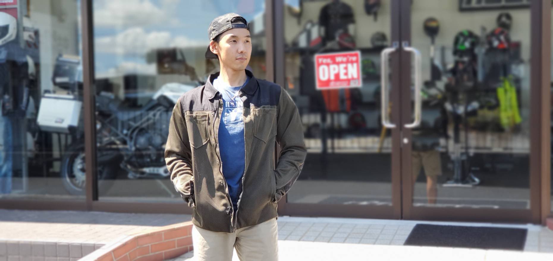 Afg Moto 晴れた 青空だ 蒸し暑かったのが 普通に暑くなった Upstate Riding Shirtはカジュアルに着れるからツーリング先でもお洒落 T Co Dqllnqjbyf Iconmotosports Afgmotosports メッシュジャケット D3o T Co Wktnjv8es0