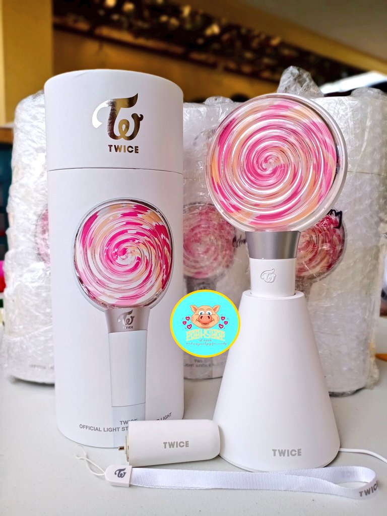 Anneyeong Porkies!TWICE CANDY BONG V1PHP 2,500 6 SLOTS (used/unsealed)PAY AS YOU ORDER 50% or full. Other 50% til DOP. NO RESERVATION. MOP BPI and GCASH only.Dm to order! SEND ORDER FORM and wait for your INVOICE. Kamsa!  #porKShopGO19